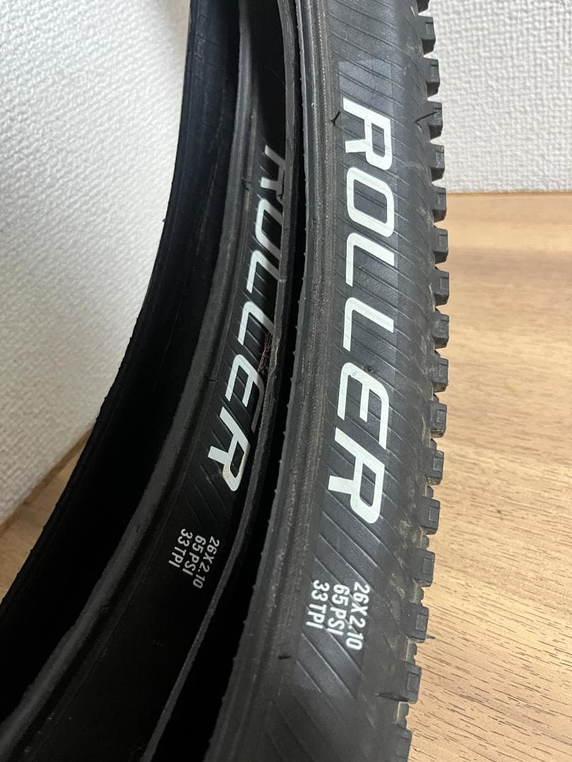 エッホエッホ　MSC TIRES ROLLER 2本セットって伝えなきゃ