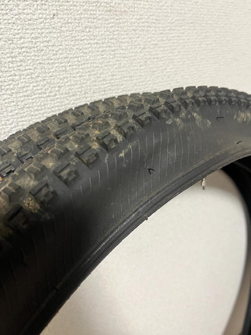 エッホエッホ　MSC TIRES ROLLER 2本セットって伝えなきゃ