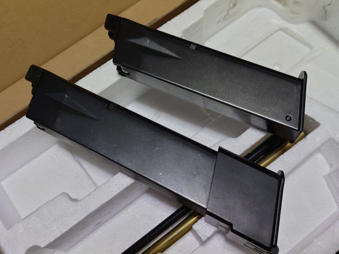 KSC M93R ガスブローバック スパルタン　予備マガジン付き