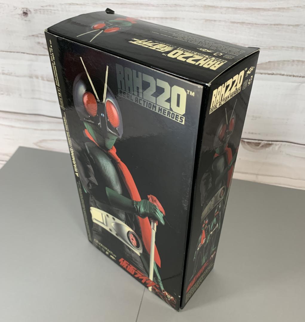 ☆彡【限定】　メディコムトイ　 仮面ライダー 旧1号　RAH220 DX