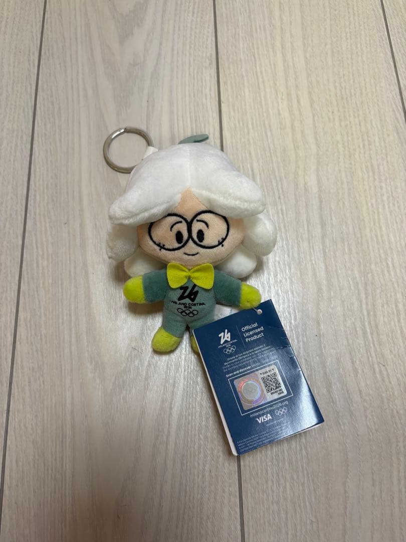 ミラノ・コルティナ2026オリンピック　フロー　ぬいぐるみ　キーチェーン