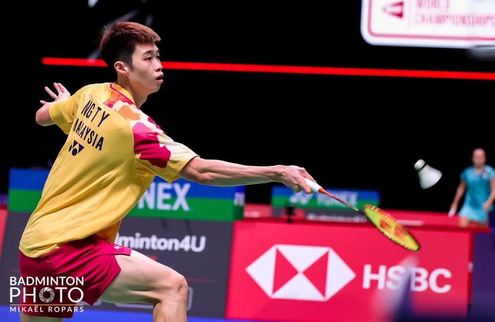 YONEXマレーシアオープン限定LZJ選手マレーシア代表モデル トナミ運輸