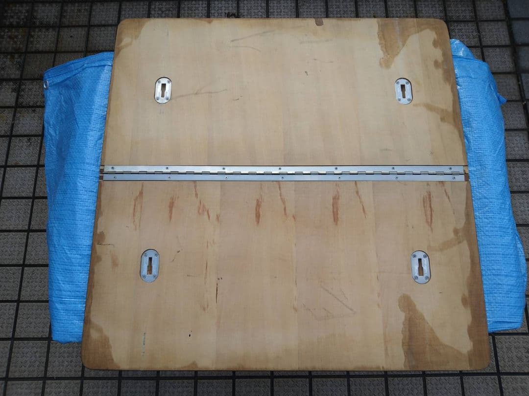 中古  PEAK 旧ロゴ　アジャスタブルフォールディングテーブル