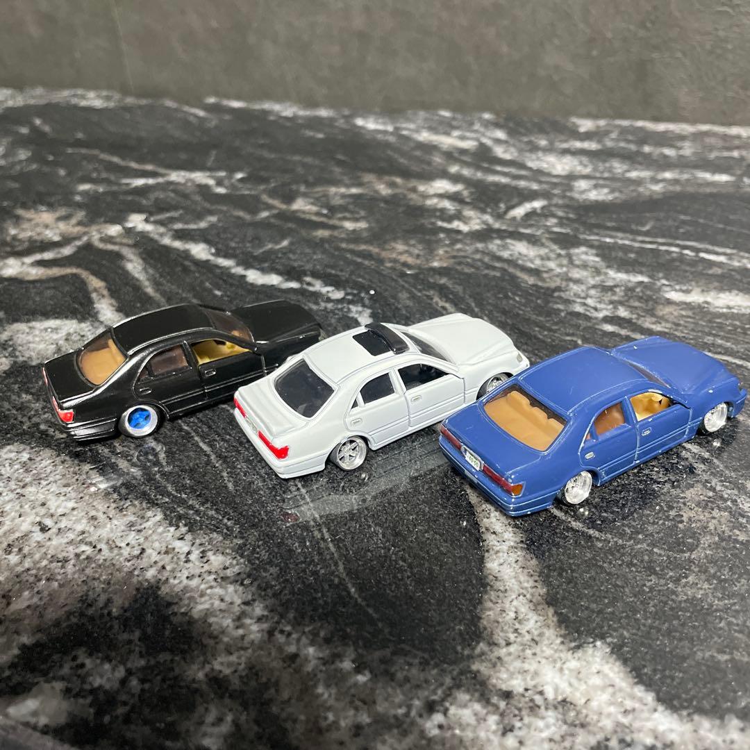 17クラウン　ミニカー