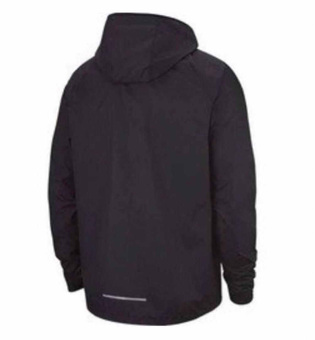 ナイキ　NIKE ランニングジャケット　ナイロンジャケット　アウター