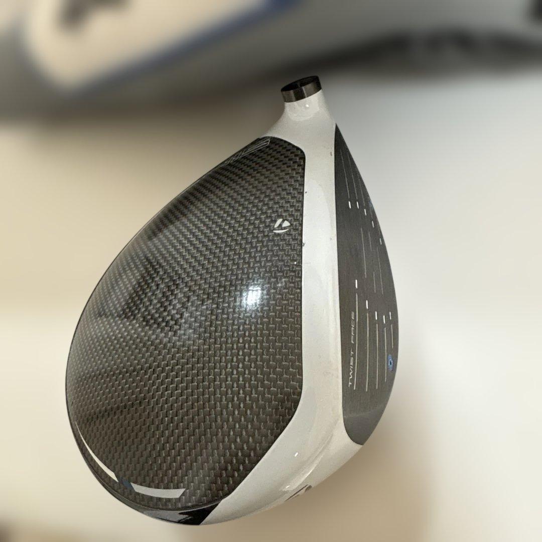TaylorMade SIM 9.0°ドライバーヘッドのみ　ヘッドカバー付き