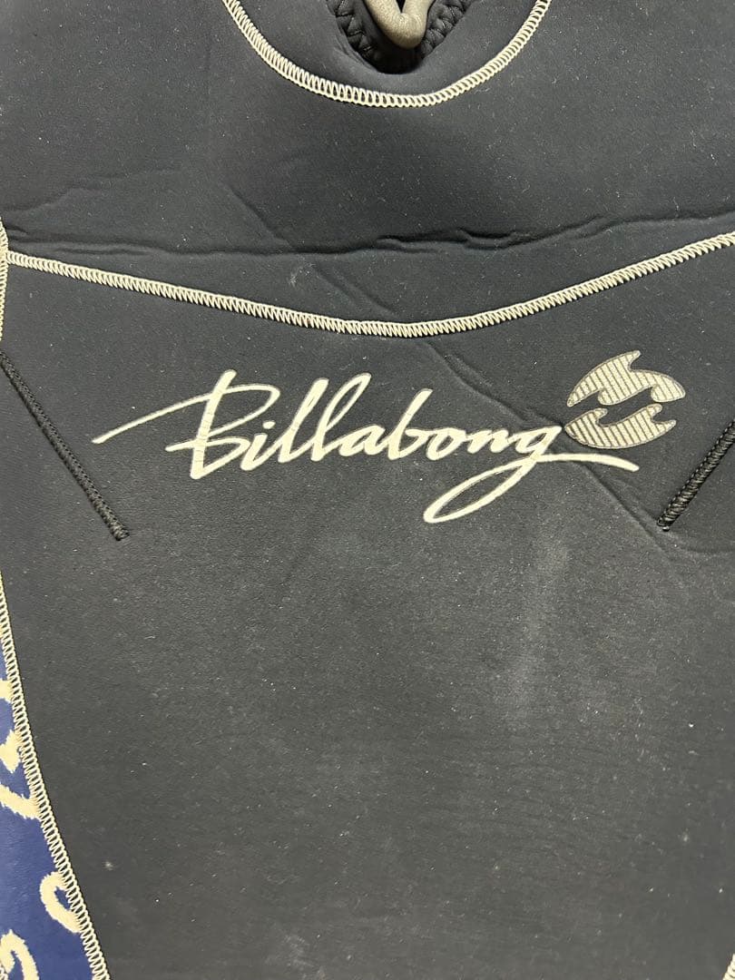 Billabongビラボン　ウェットスーツ　ハート柄レディース　ＭＬサイズ