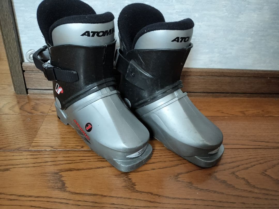 子供用 スキーセット　80cm ブーツ16.5cm　ATOMIC他