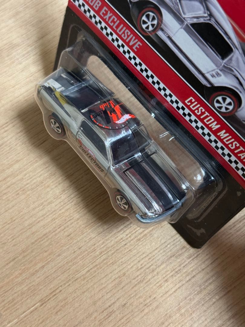 ホットウィール RLC 2003 CUSTOM MUSTANG