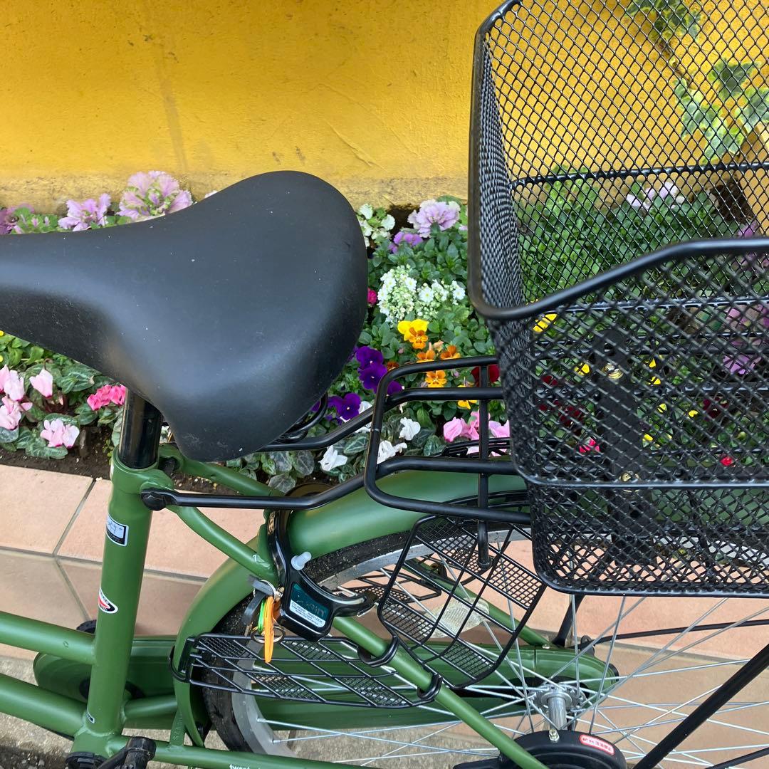 引き取り専用.緑色 シティサイクル バスケット付きサイズ26.BRANDほぼ新品
