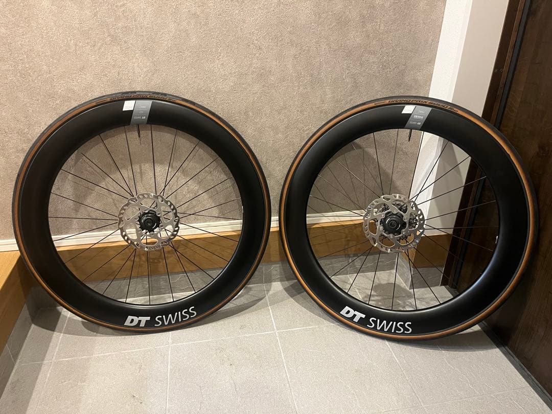 【美品】DT SWISS ARC 1400 DICUT 62mm シマノフリー