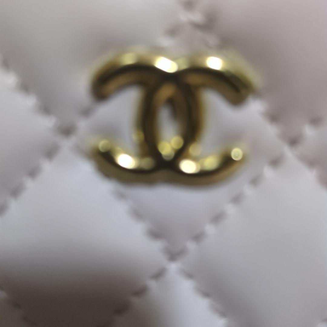 CHANEL ホワイト 二つ折り財布