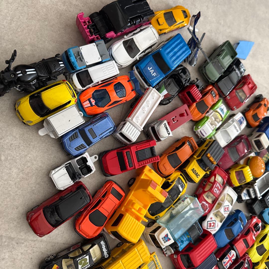 トミカ ミニカー 約100台セット