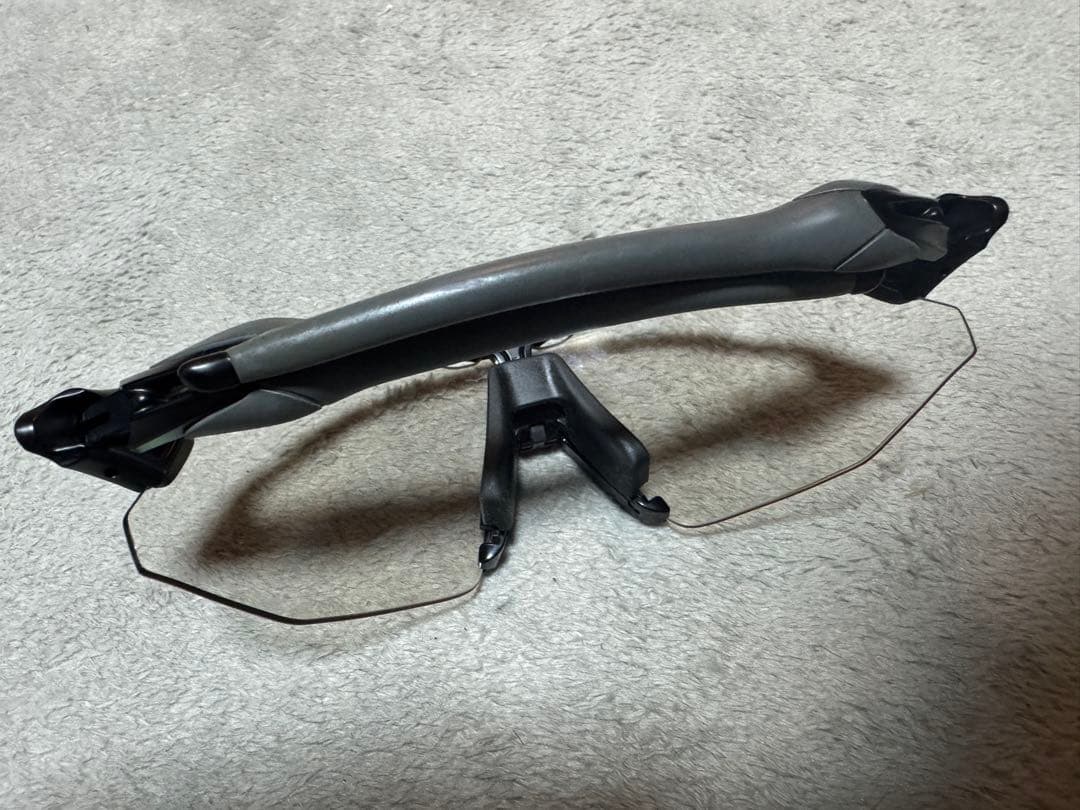 OAKLEY Radar® EV Advancer 調光