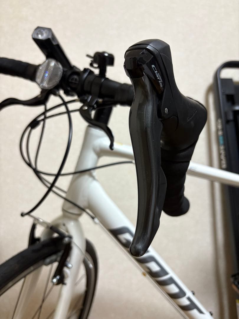 ほぼ新品GIANT ESCAPE R DROP 2023 M(27)サイズ