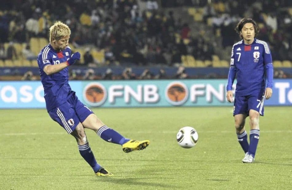2010南アW杯 vsデンマーク 日本代表ホーム18番 本田圭佑