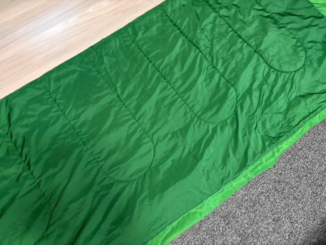 ★3シーズン対応・美品★モンベル　寝袋　スリーピングバック　テント　キャンプ