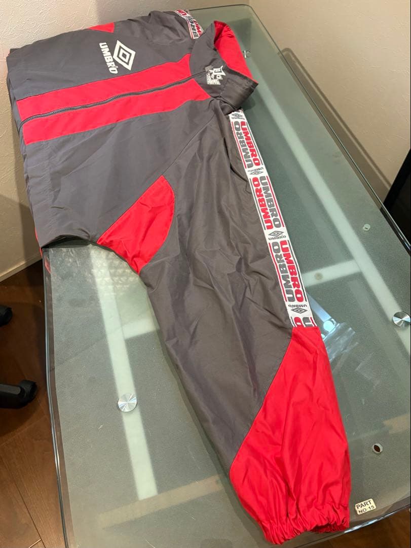 UMBRO PRO TRAINING ナイロンパーカー セットアップ　XLサイズ
