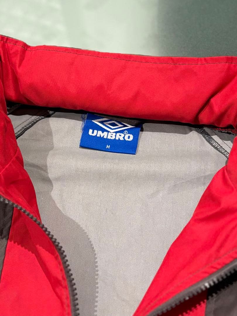 UMBRO PRO TRAINING ナイロンパーカー セットアップ　XLサイズ