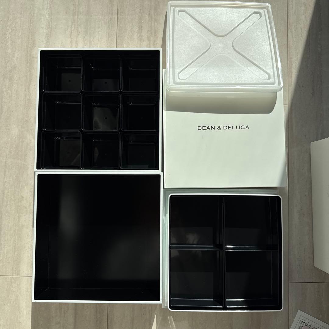 お値下げ　DEAN & DELUCA 3段お重（大）　外箱あり　ホワイト