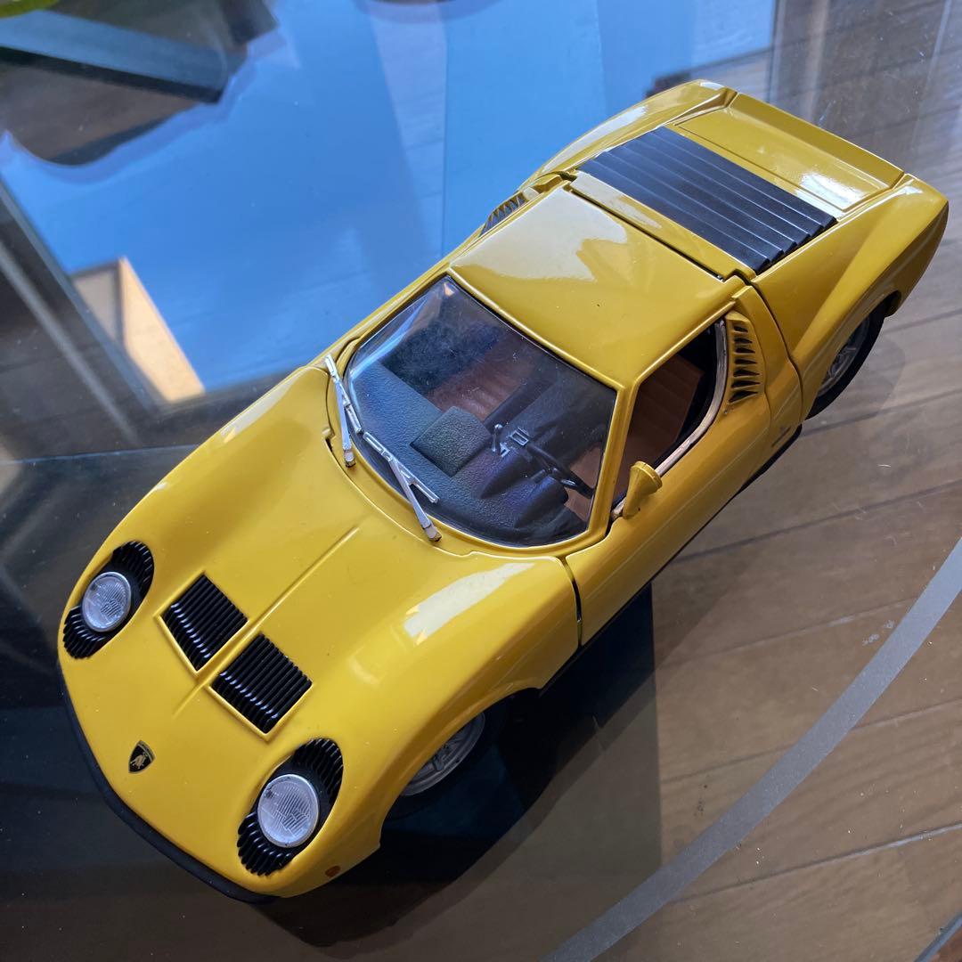 ランボルギーニ、ミウラ　ダイキャスト、ミニカー1/18