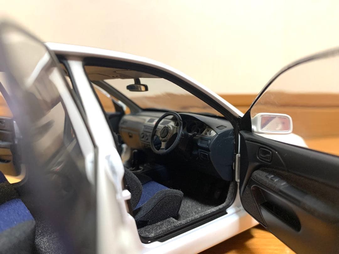 AUTOart ランサーエボリューション 1:18