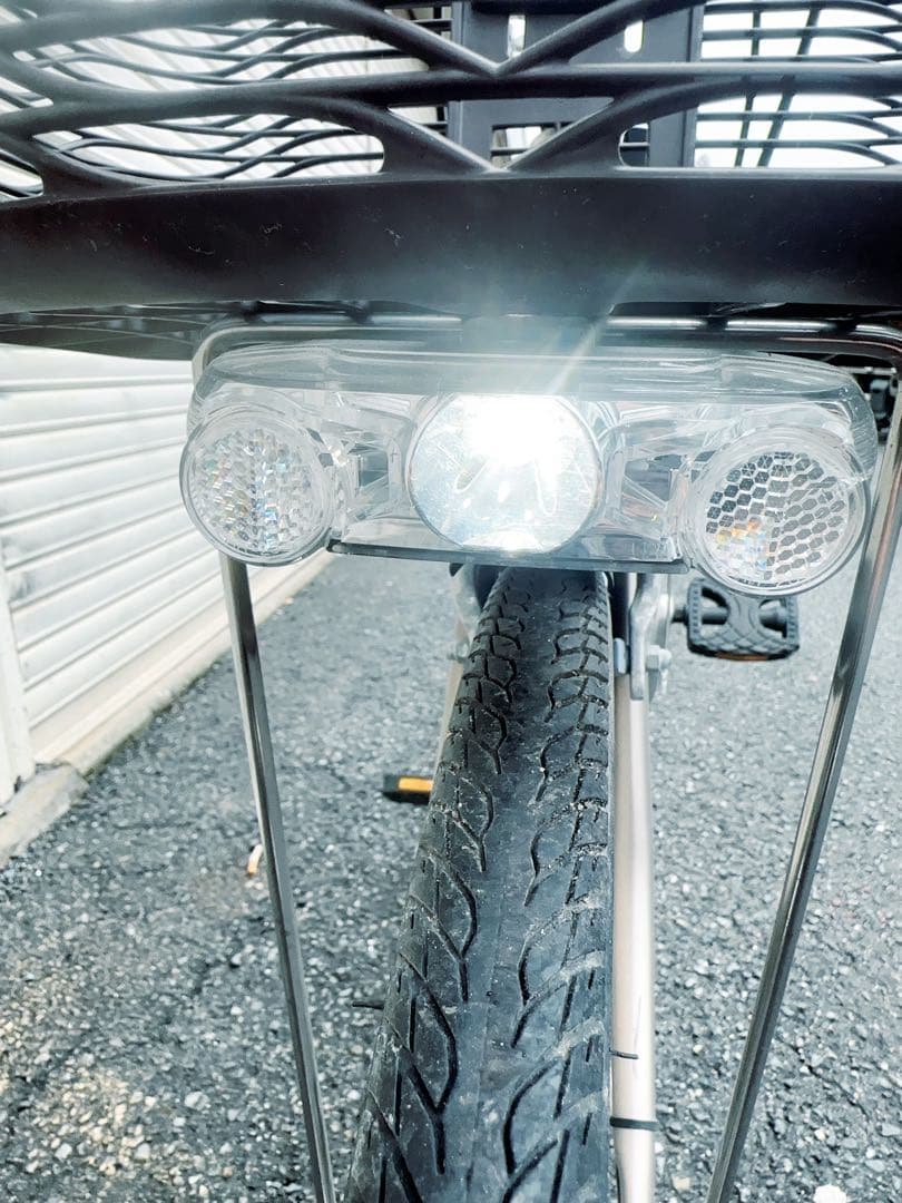 【大阪市周辺限定】電動アシスト自転車 バスケット&充電器付