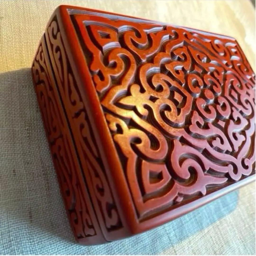最終】赤漆小箱 重彫漆刻細工 漆箱 北京 紫禁城工芸品 シノワズリ 時代物