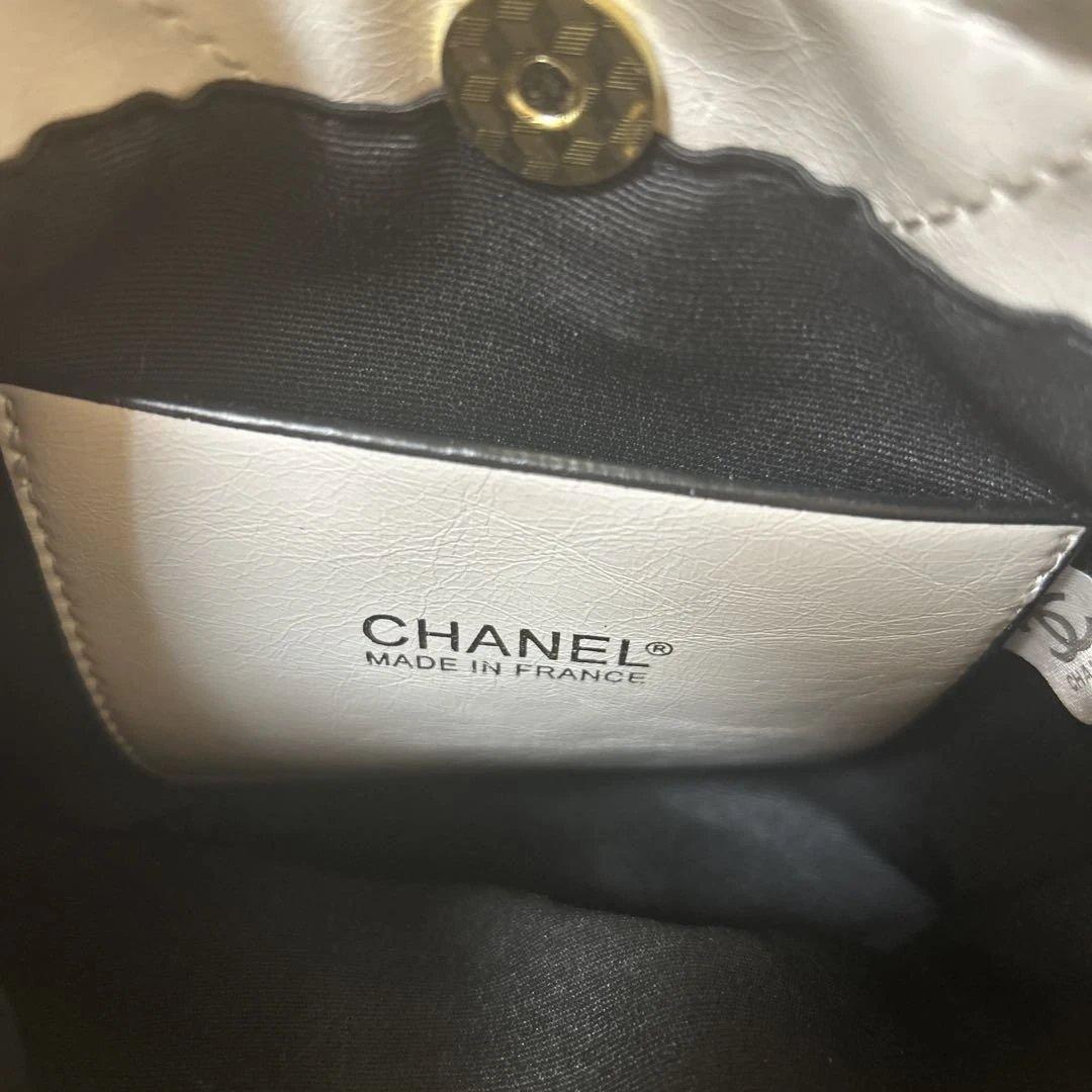 CHANEL パール付きミニ ショルダーバッグ ノベルティ