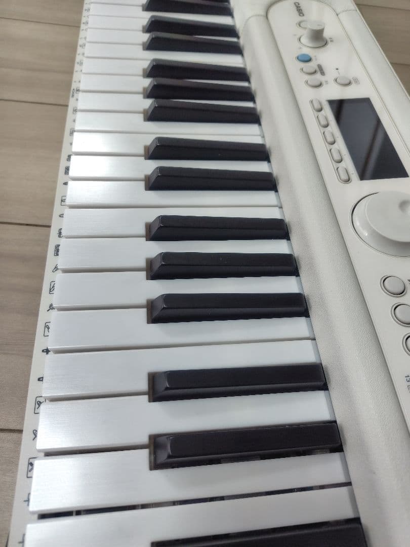 【2023年新品購入】電子ピアノ 光ナビ LK-520 CASIO 未使用に近い