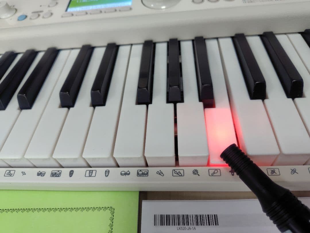 【2023年新品購入】電子ピアノ 光ナビ LK-520 CASIO 未使用に近い