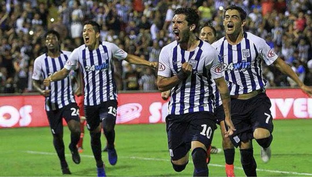 アリアンサリマ/Alianza Lima 2017のユニフォーム