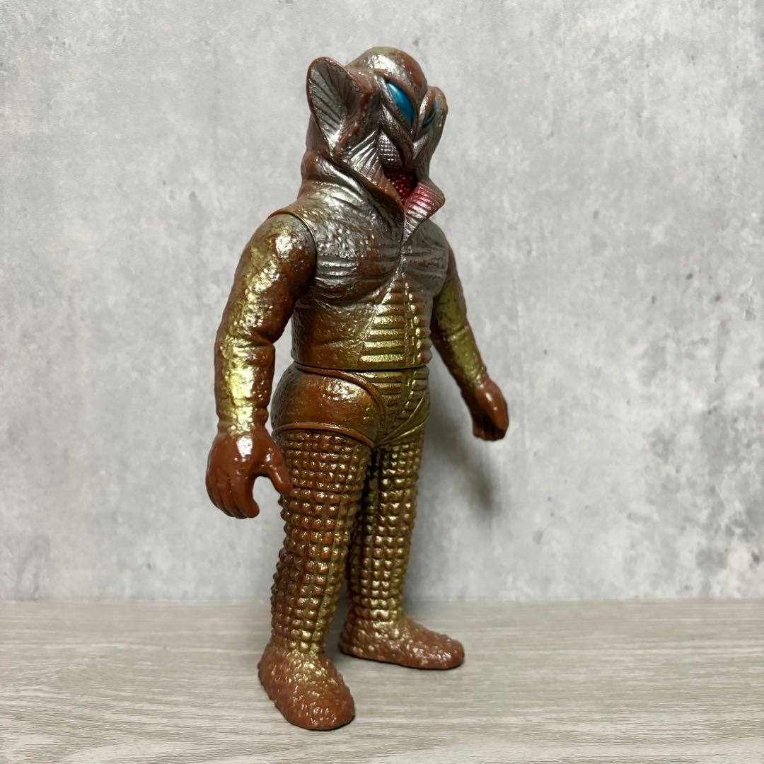 キングザウルスシリーズ メフィラス星人 ソフビ ポピー
