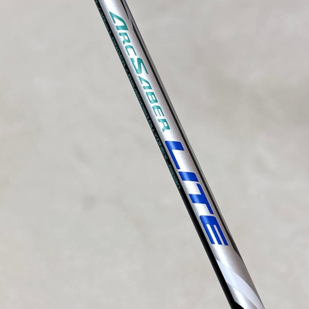 【極美品】YONEX ARCSABER LITE ラケット バドミントン