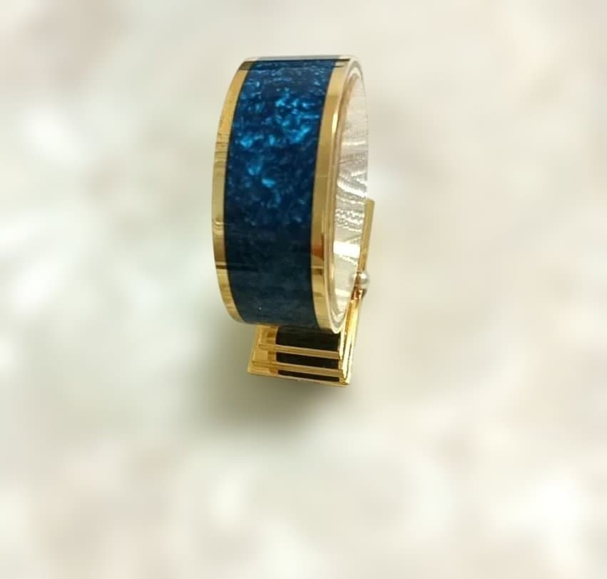 【美品】MIKIMOTO クリスタルラッカー　時計　動作確認済み！