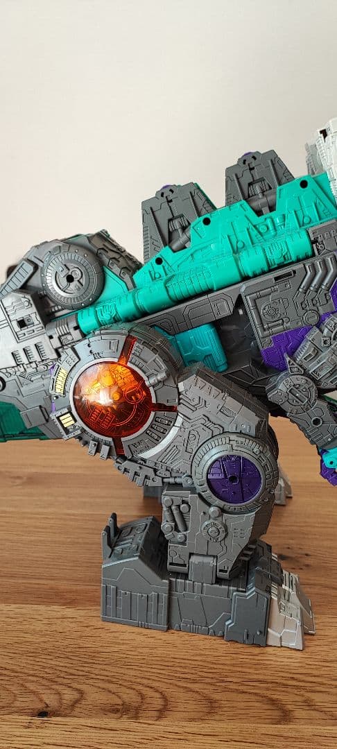 LG43 ダイナザウラー 「トランスフォーマー レジェンズ」