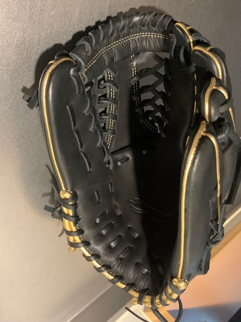 新品同様 ミズノ Mizuno 軟式 野球 グローブ 黒金