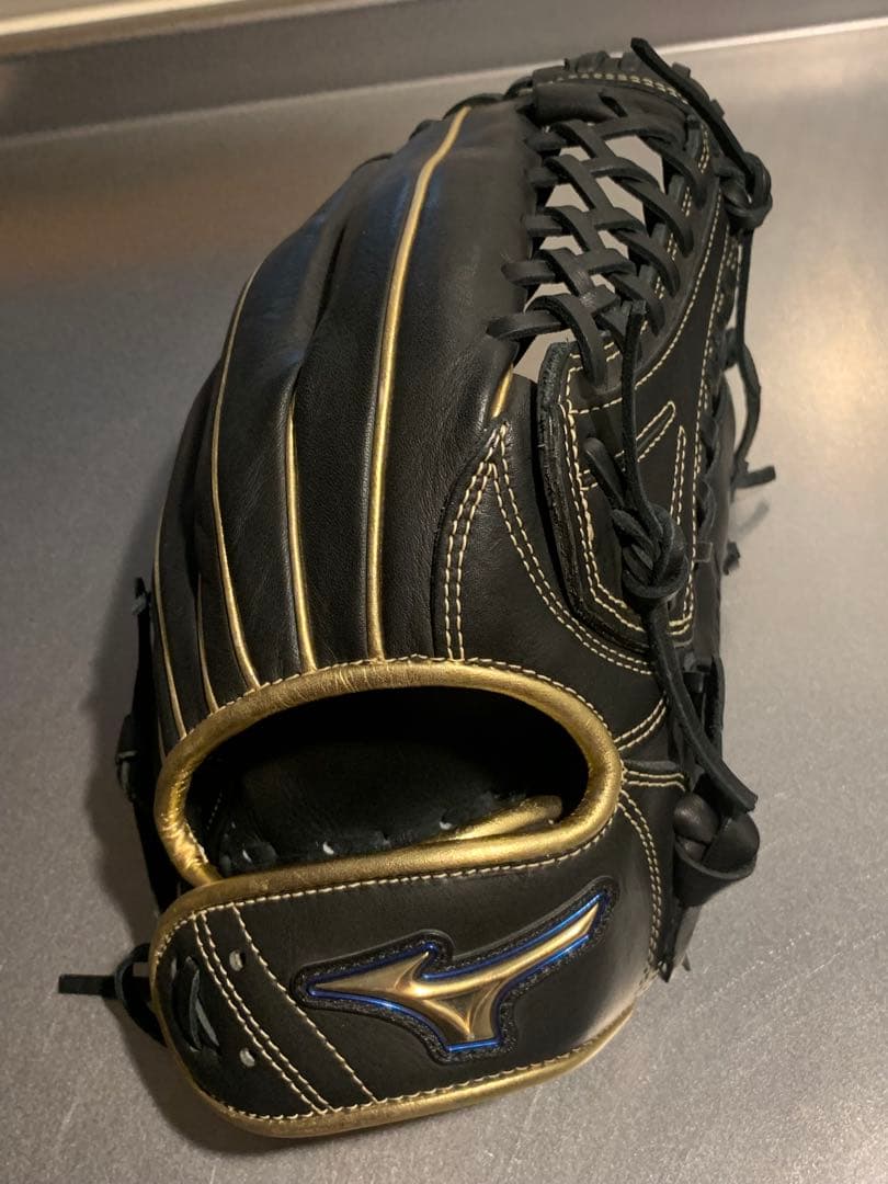 新品同様 ミズノ Mizuno 軟式 野球 グローブ 黒金