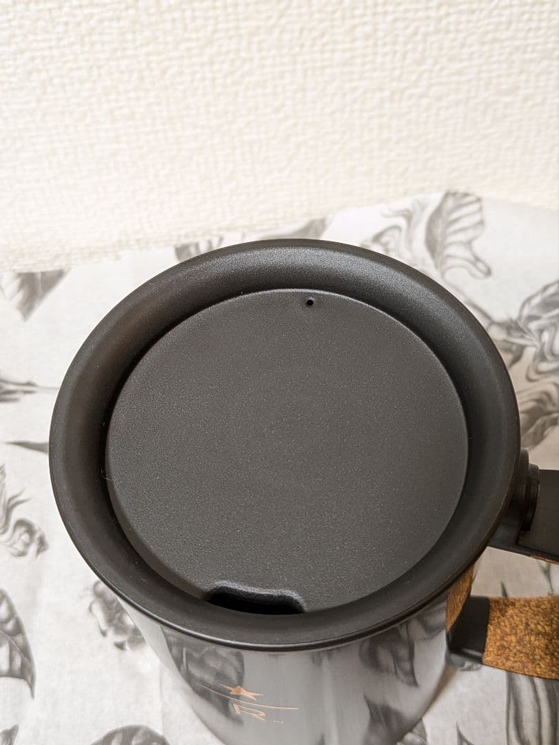 スターバックス　リザーブステンレスデスクトップマグ　ブラック　355ml