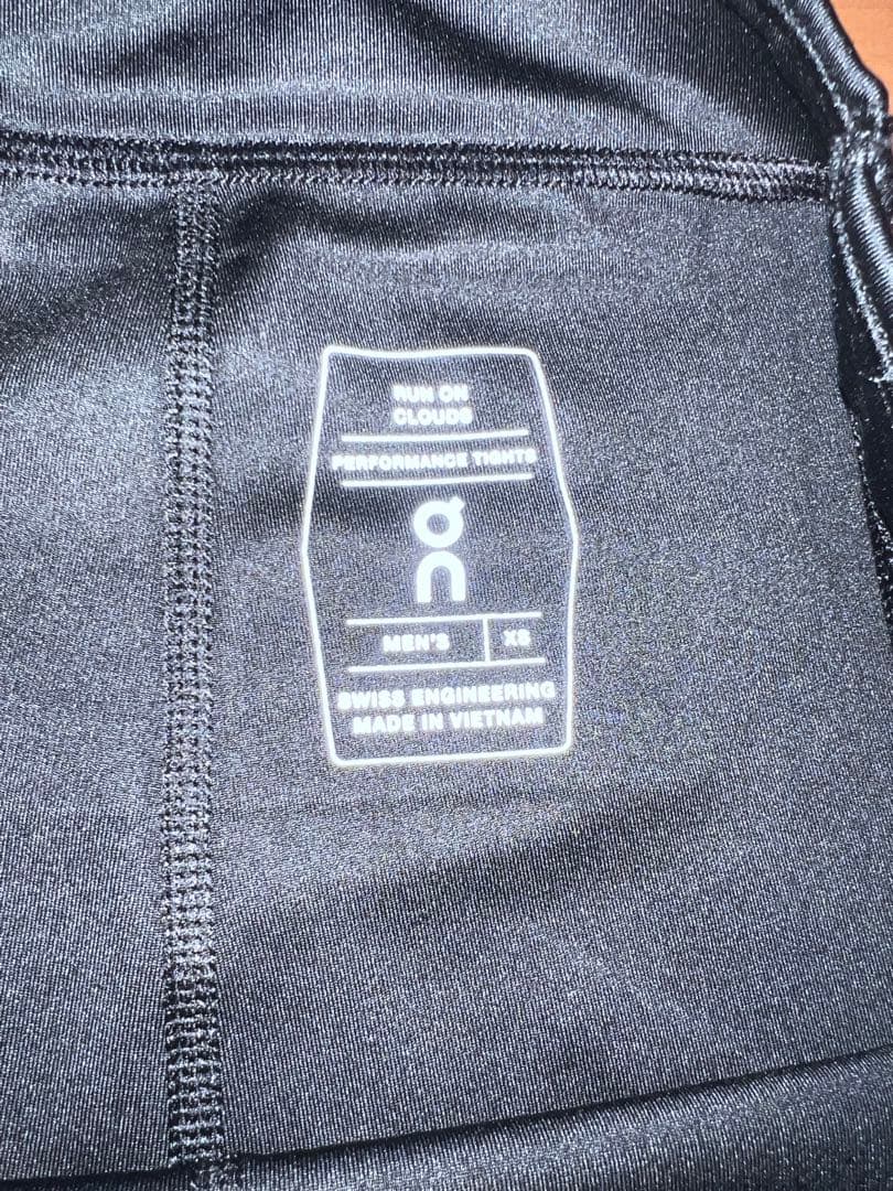 On Performance Tightsブラック タイツ XSサイズ