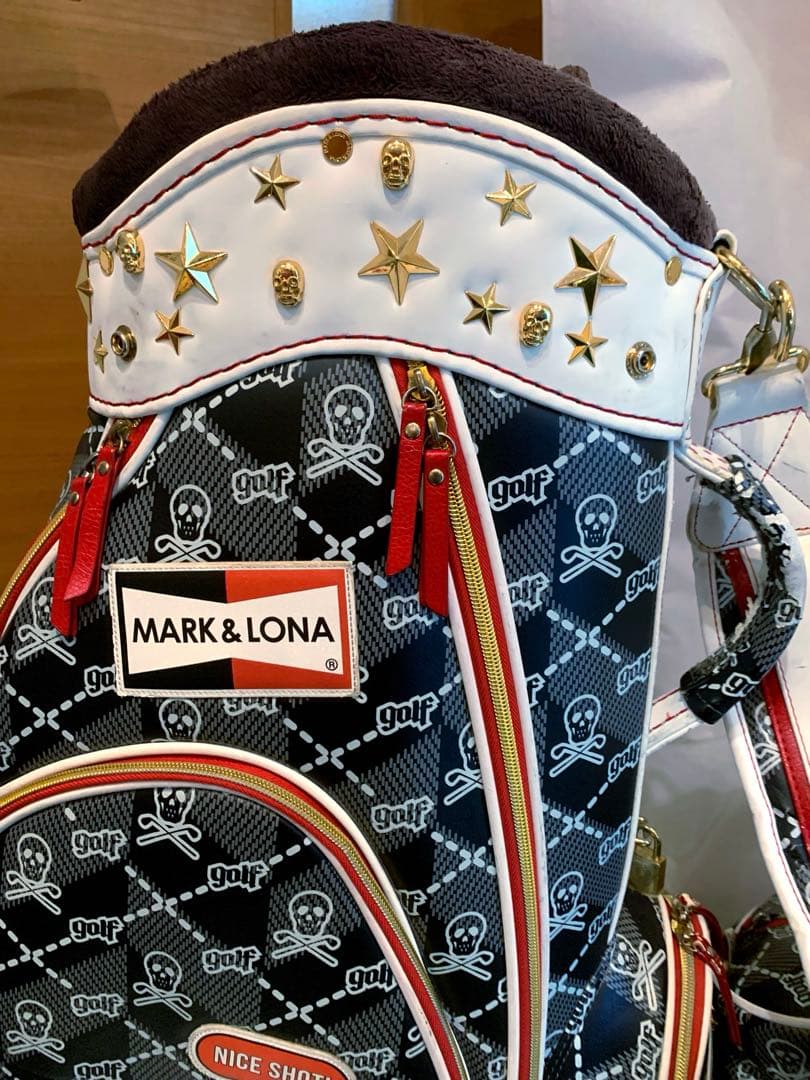 正規品　マークアンドロナ　MARK&LONA キャディバッグ　ヘッドカバーセット