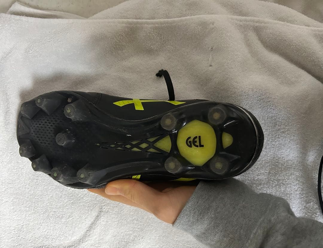 ASICS DS LIGHT サッカーシューズ ブラック/イエロー