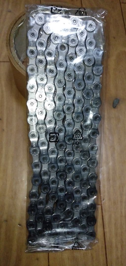 SHIMANO DURA-ACE CN-7701 9速チェーン 114L