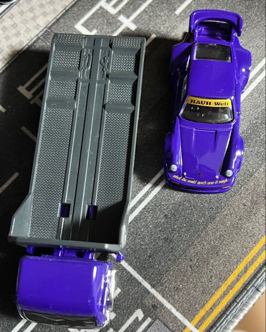 トランポ RWB porsche 930 エアロリフト ホットウィール