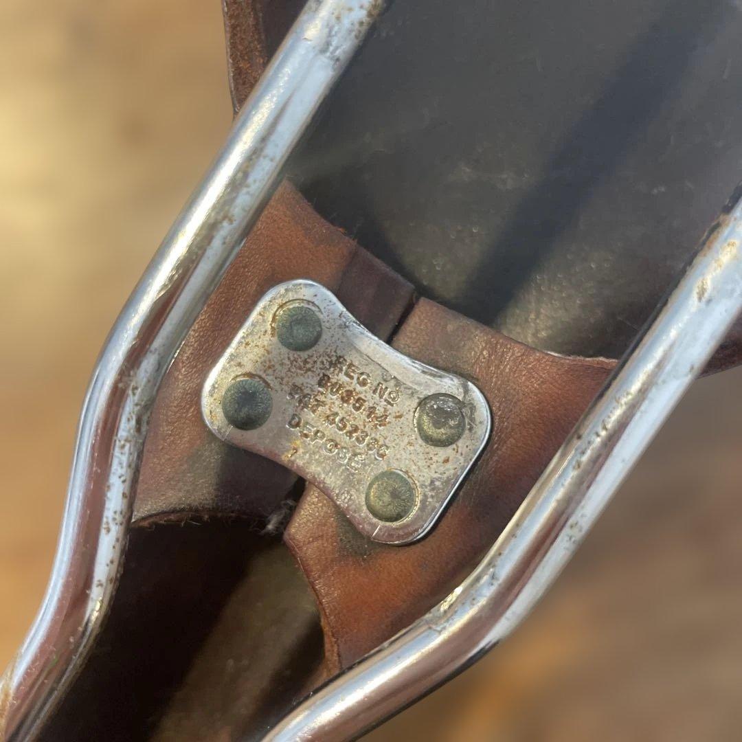 BROOKS SWALLOW/ブルックス スワロー　ブラウン