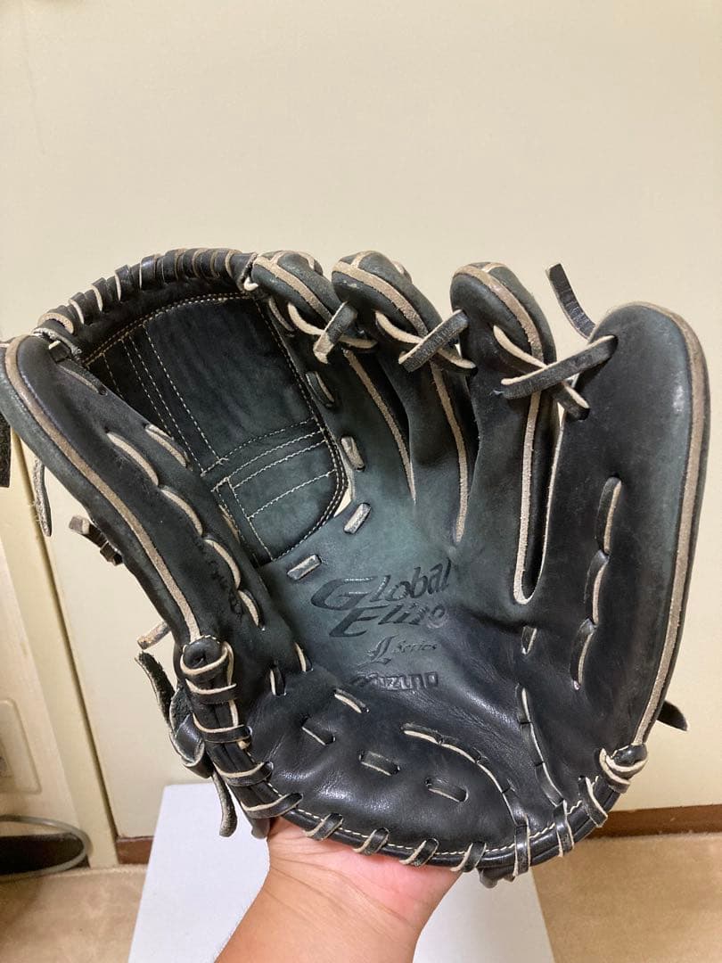 軟式用　Mizuno Global Elite 黒 ピッチャー用グローブ