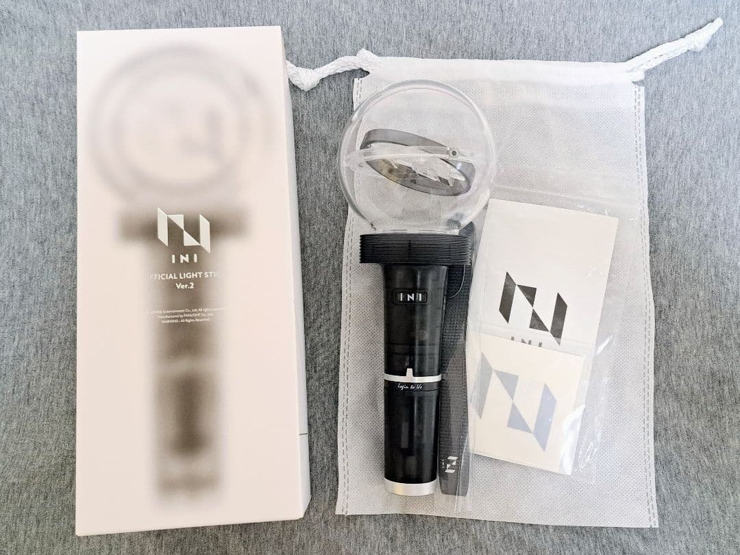 INI OFFICIAL LIGHT STICK Ver.2 ペンライト 2本