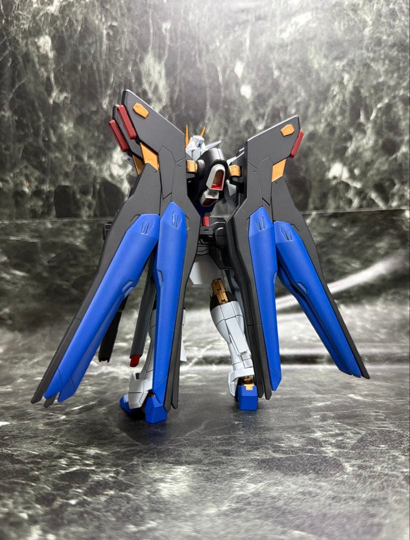HGCE ストライクフリーダムガンダム弐式 全塗装済み完成品