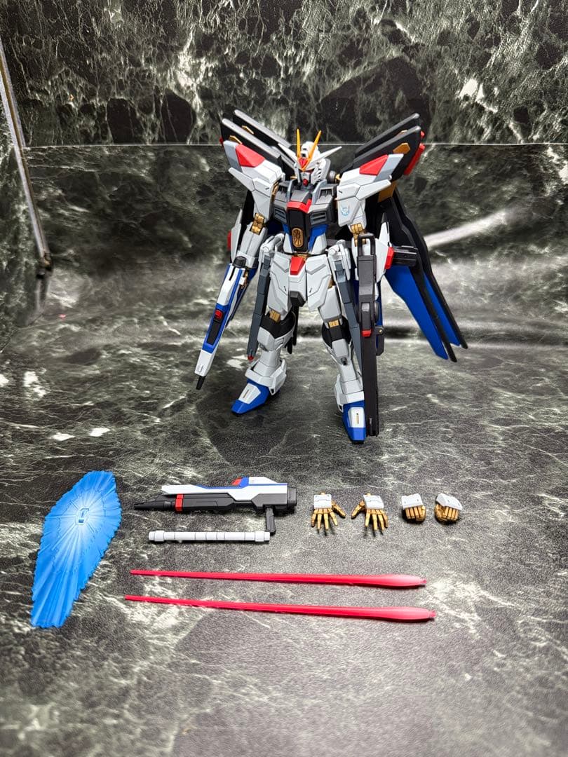 HGCE ストライクフリーダムガンダム弐式 全塗装済み完成品
