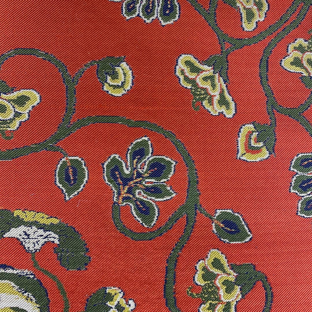 美品 掛け軸 赤地鴛鴦唐草文錦 龍村平蔵 美術織物 縁起物